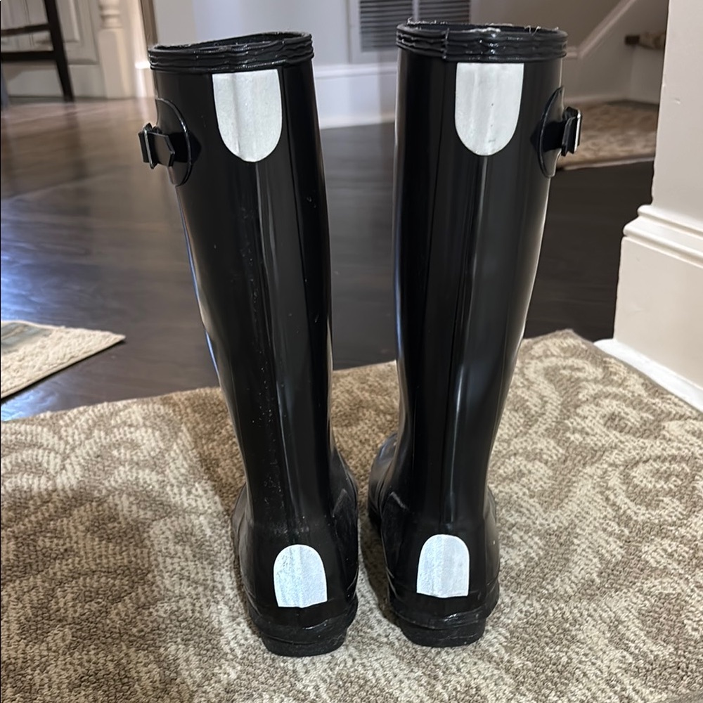 Hunter Black Rain Boots - Picture 3 of 5